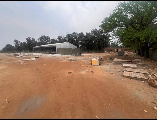 22,350M² VACANT LAND FOR SALE IN VALLEY SETTLEMENTS AH